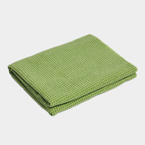 Nolderll Eco-Friendly Green Microfiber Yoga Towel - Durable Non-Slip Silicone Dot